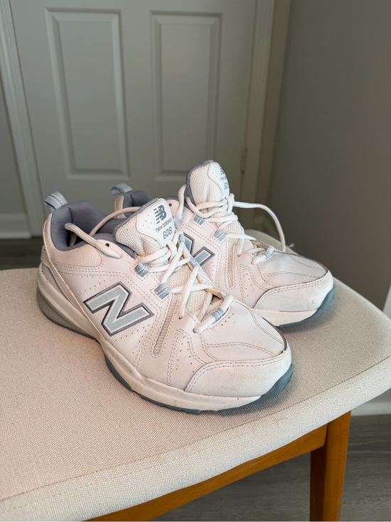 New Balance Shoes - New Balance Women’s 608 V5